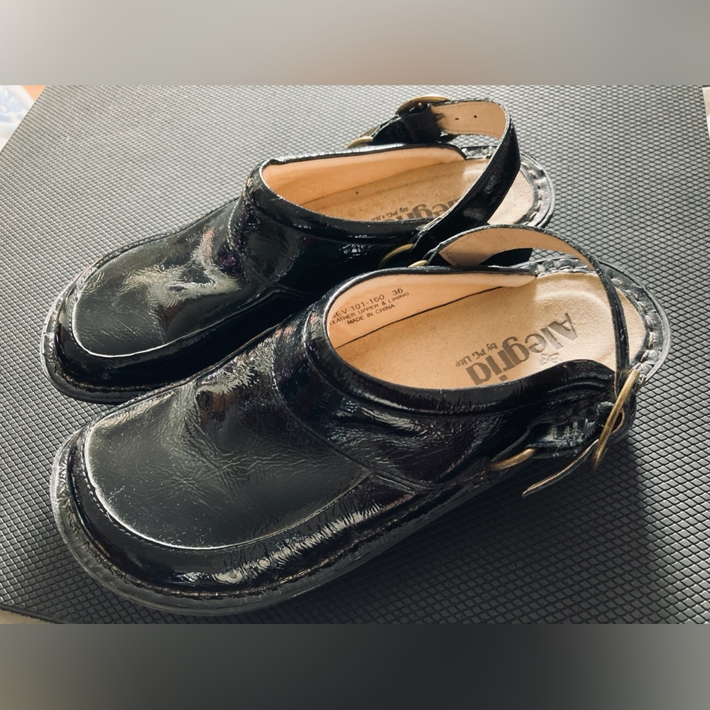 ALEGRIA  - CLASSIC CLOGS - BLACK - Patent Leather Two-way Style! - Size 6
